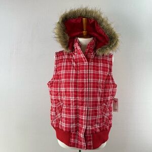 Urbanology Red Plaid Faux Fur Lined Hooded Vest NWT Size 17